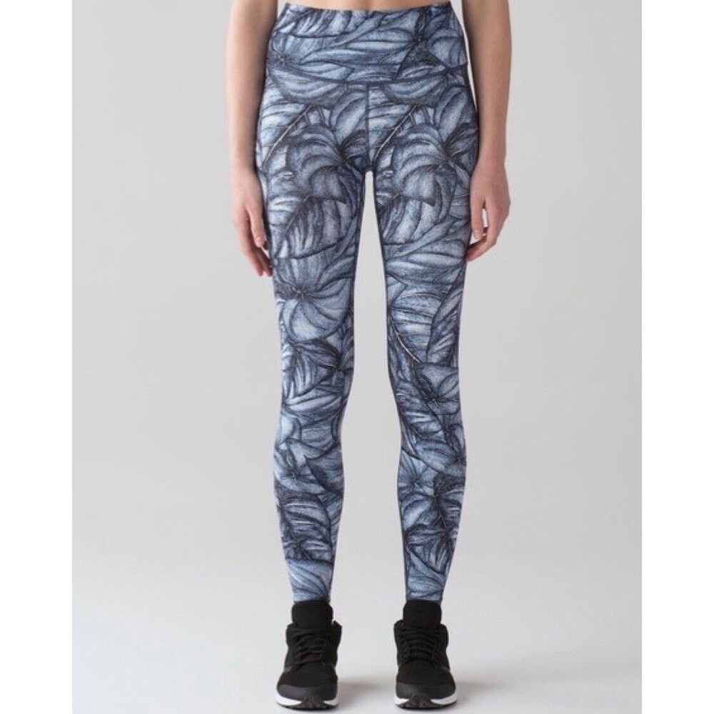 Lululemon Size 6 Wunder Under Hi-Rise Leggings Nulux Print EUC